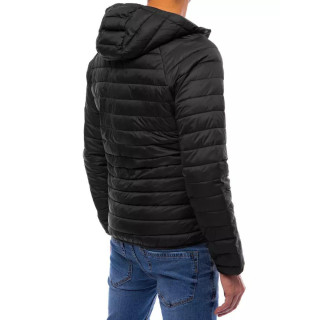 Steppelt, fekete férfi kabát kapucnival