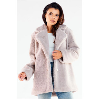 Meleg, bézs színű, női kabát