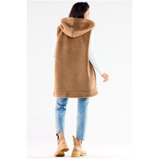 Meleg, barna színű mellény, kapucnival