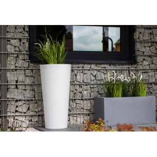 Magas, kerek virágcserép, fehér/szürke színben