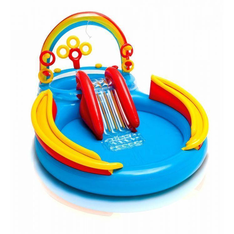 Szivárványos vízi játszótér, gyerekeknek