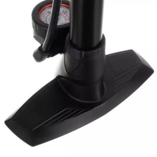 Padlópumpa tömlővel