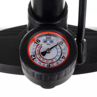 Padlópumpa tömlővel