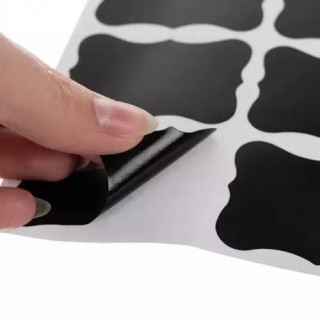 Öntapadós címkék fehér tollal