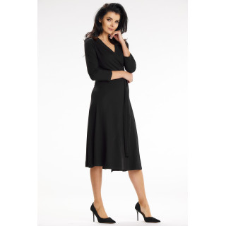 Női fekete midi ruha övvel