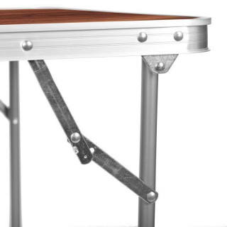 Barna összecsukható turistaasztal