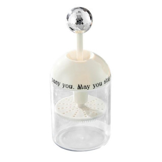 Elegáns fehér tartály habzó kozmetikumokhoz