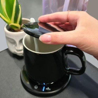 Elektromos melegítő bögrével