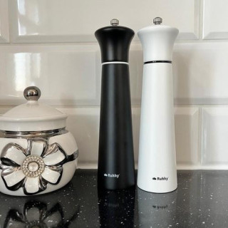 2 db kézi daráló készlet - fekete-fehér