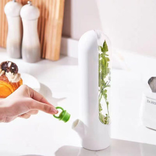 Tartály friss fűszernövények hűtőszekrényben való tárolására