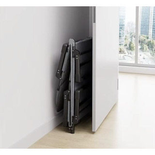 Összecsukható kempingágy matraccal