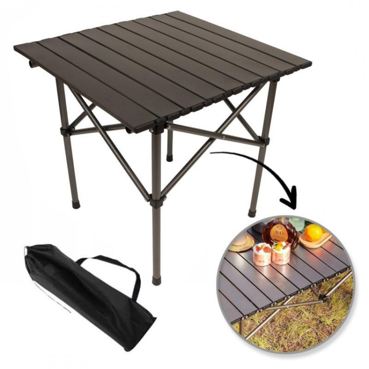 Barna összecsukható turistaasztal