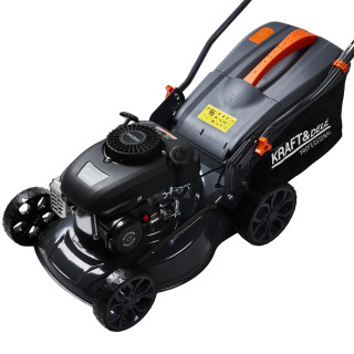 8 LE-s benzinmotoros fűnyíró felülős KD5084