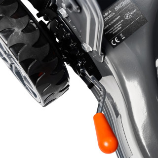 8 LE-s benzinmotoros fűnyíró felülős KD5084