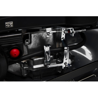 8 LE-s benzinmotoros fűnyíró felülős KD5084