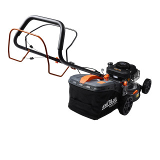 8 LE-s benzinmotoros fűnyíró felülős KD5084