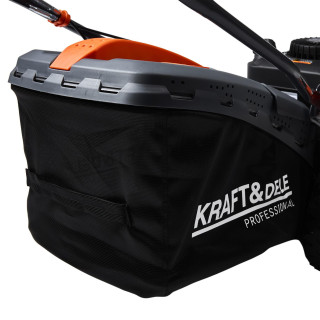 8 LE-s benzinmotoros fűnyíró felülős KD5084