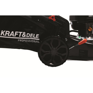 8 LE-s benzinmotoros fűnyíró felülős KD5084