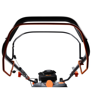 8 LE-s benzinmotoros fűnyíró felülős KD5084