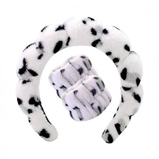 Fehér kozmetikai fejpánt és karkötők mintával