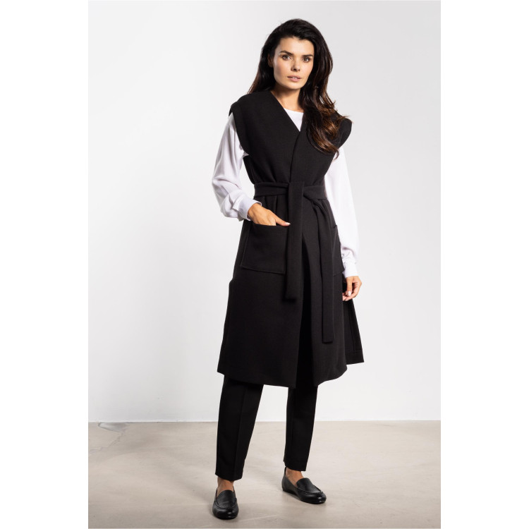 Fekete hosszú polár mellény övvel
