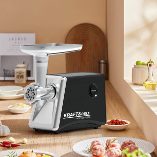 Húsdaráló + tartozékok 2000W KD4143