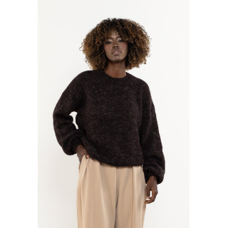 Meleg női pulóver csokoládé színben