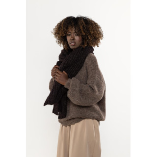 Női hosszú sál csokoládé színben