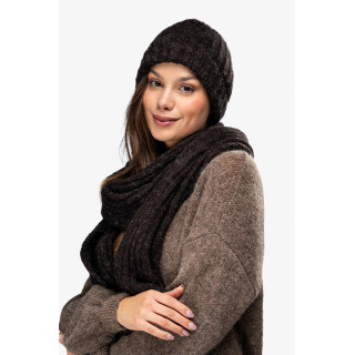 Csokoládé színű, meleg női sapka