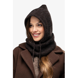 Csokoládé színű, meleg kapucni húzózsinórral