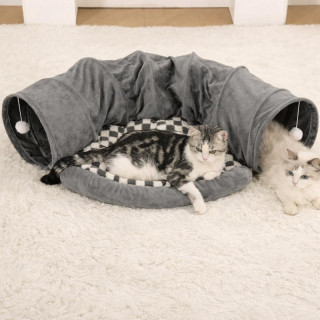 Játssz alagút pomponokkal és egy fekhellyel macskáknak