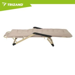 Összecsukható kerti nyugágy bézs színben