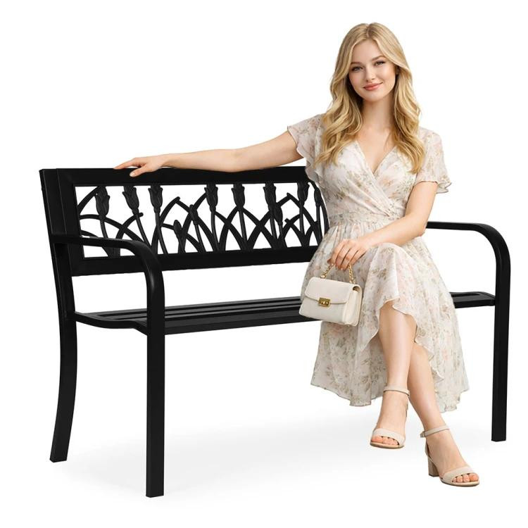 Kerti fém pad díszes háttámlával